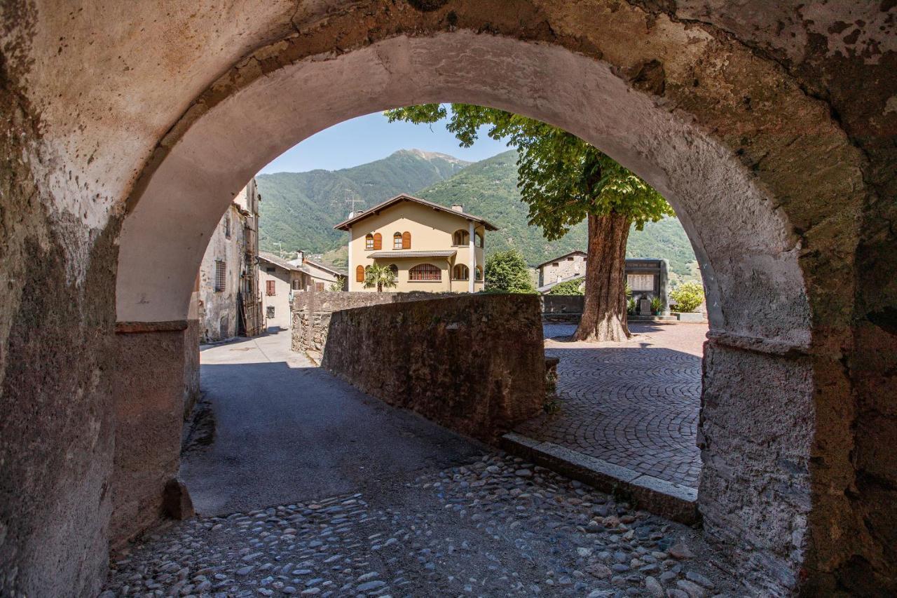 Il Como' Della Civetta - Taverna “La Fenice” Stazzona Eksteriør billede